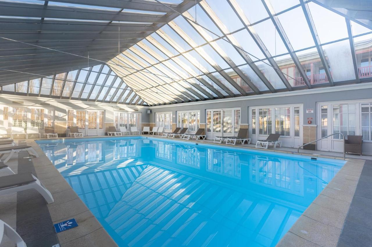 Beautiful Flat With Swimming Pool Tennis Court And Parking 148 Le Touquet Exteriör bild